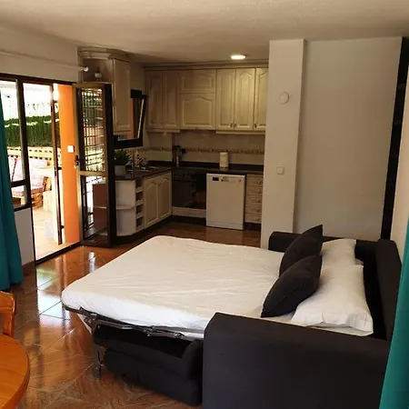 El Faro Albir Apartment *